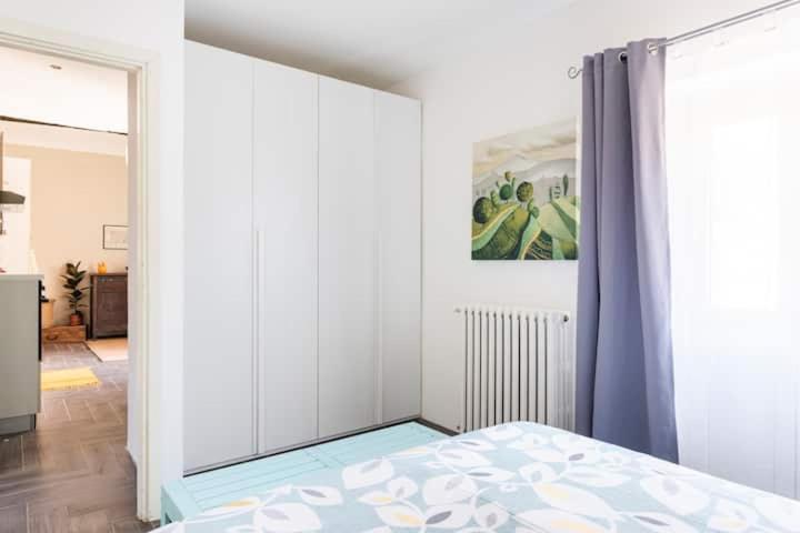 Ca' Balenga - Centralissimo Con Posto Auto Coperto Gratuito Asti Habitación foto